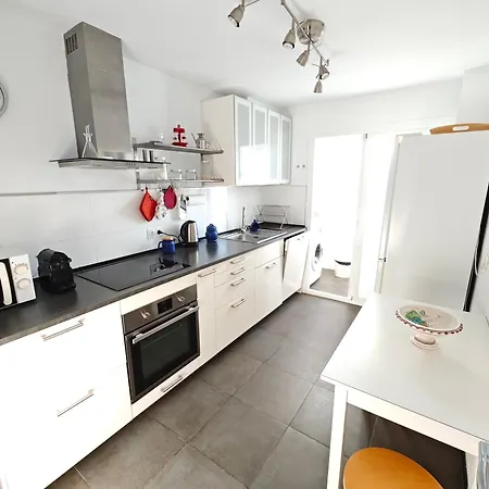 Casa Maria Centrico Con Terraza * Estepona